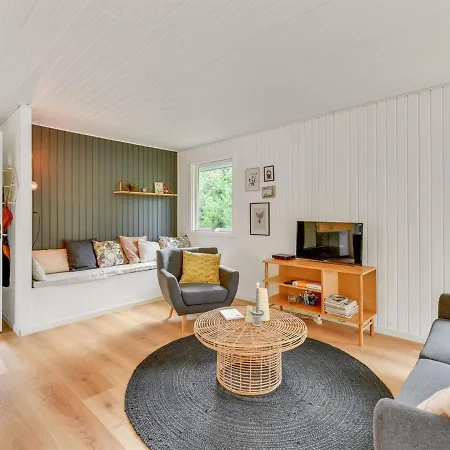 Holiday home Doreen - From The Sea In Western Jutland By Interhome *
